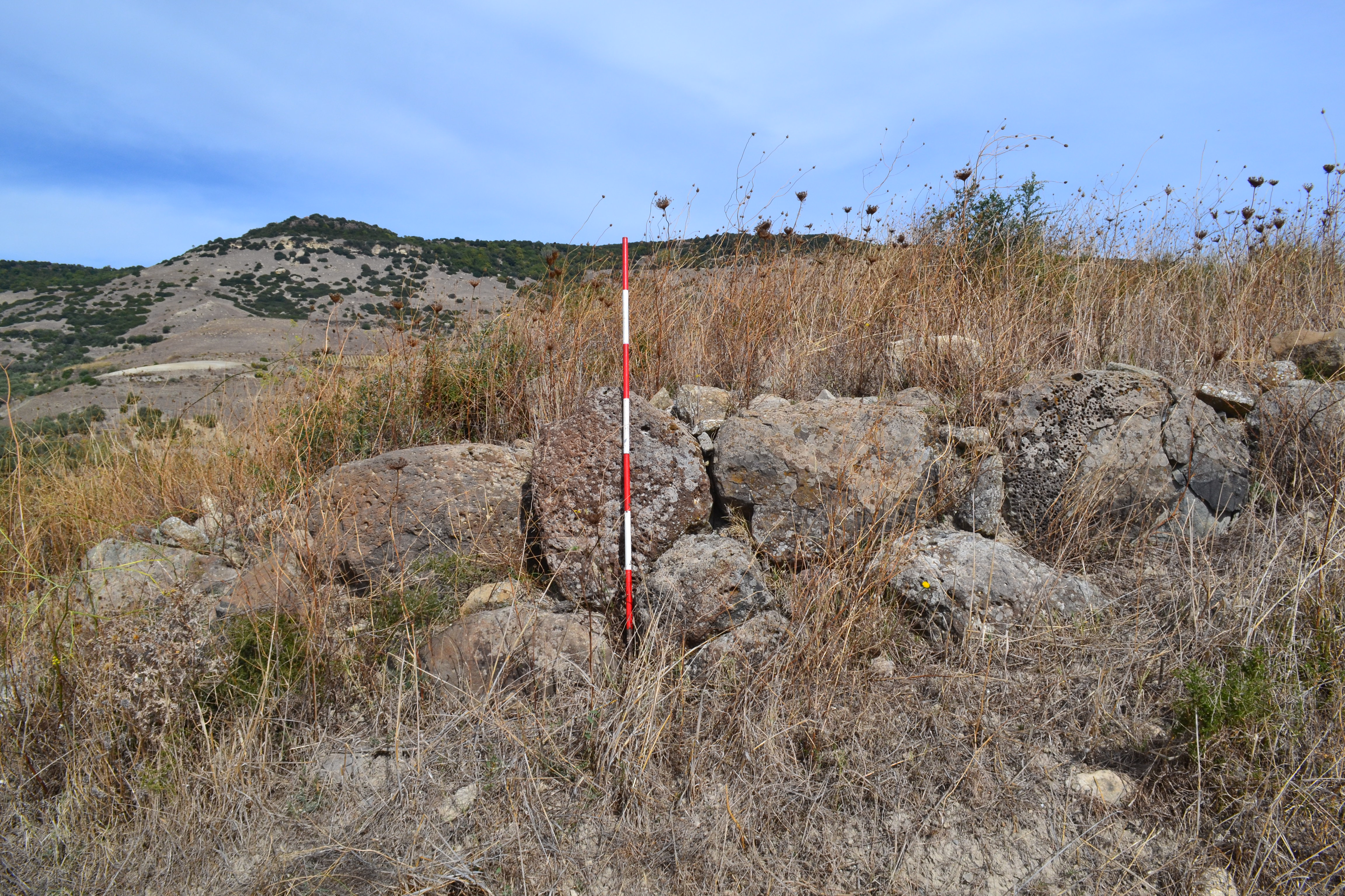 Nuraghe santa tecla (nuraghe, monumento)