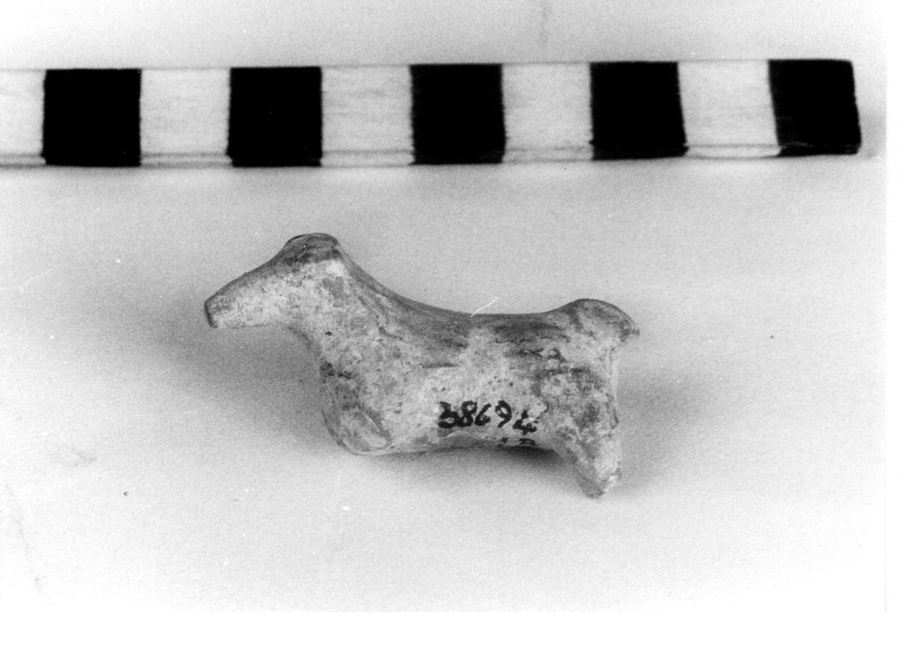 quadrupede (figurina fittile) - civiltà protovillanoviana/ età del bronzo finale (sec. X a.C)