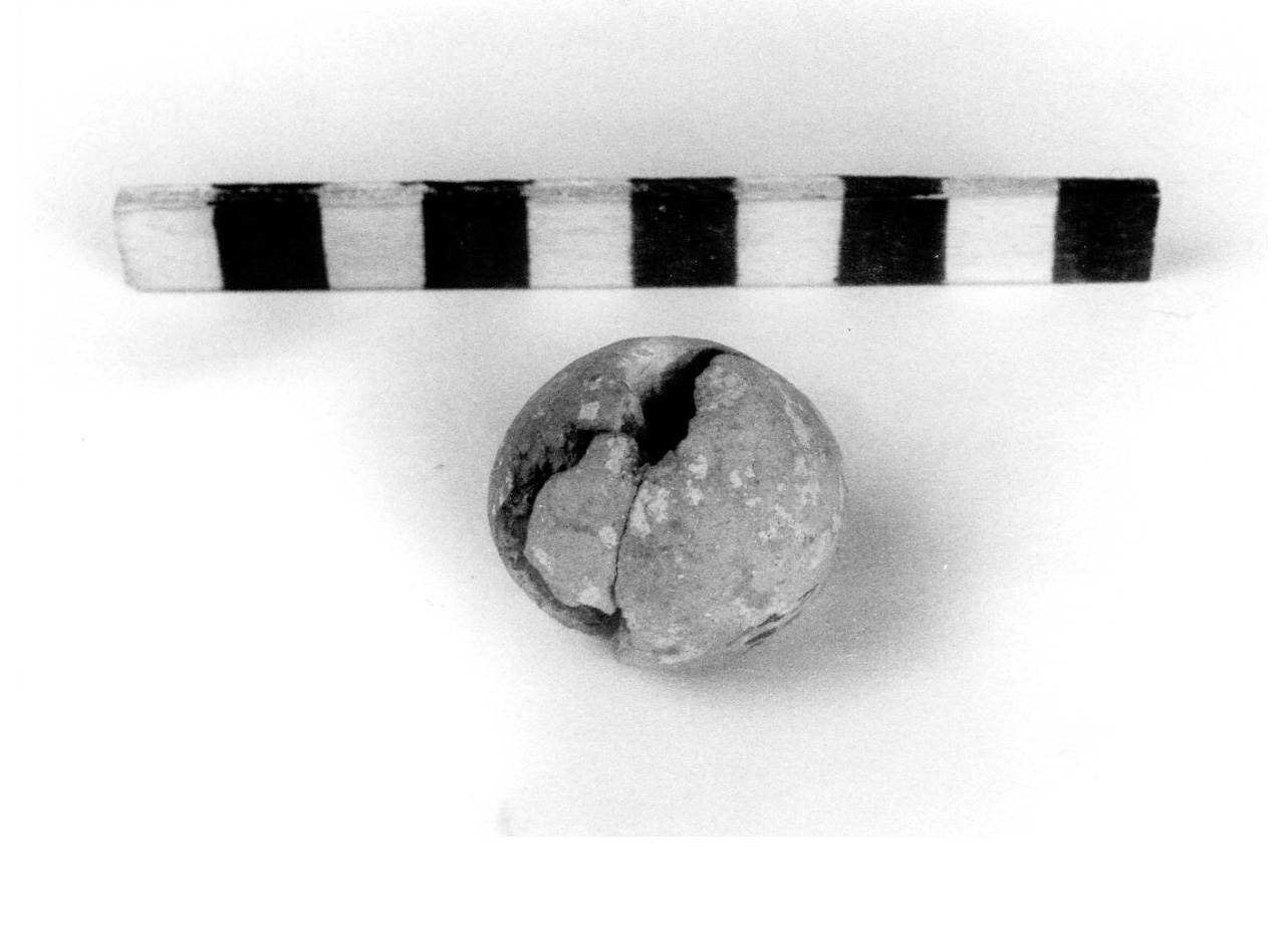 fuseruola sferico-schiacciata - civiltà protovillanoviana/ età del bronzo finale (sec. X a.C)