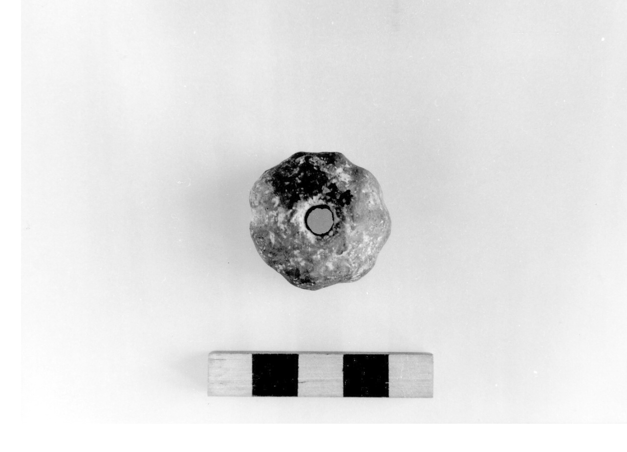 fuseruola sferico-schiacciata - civiltà protovillanoviana/ età del bronzo finale (sec. X a.C)