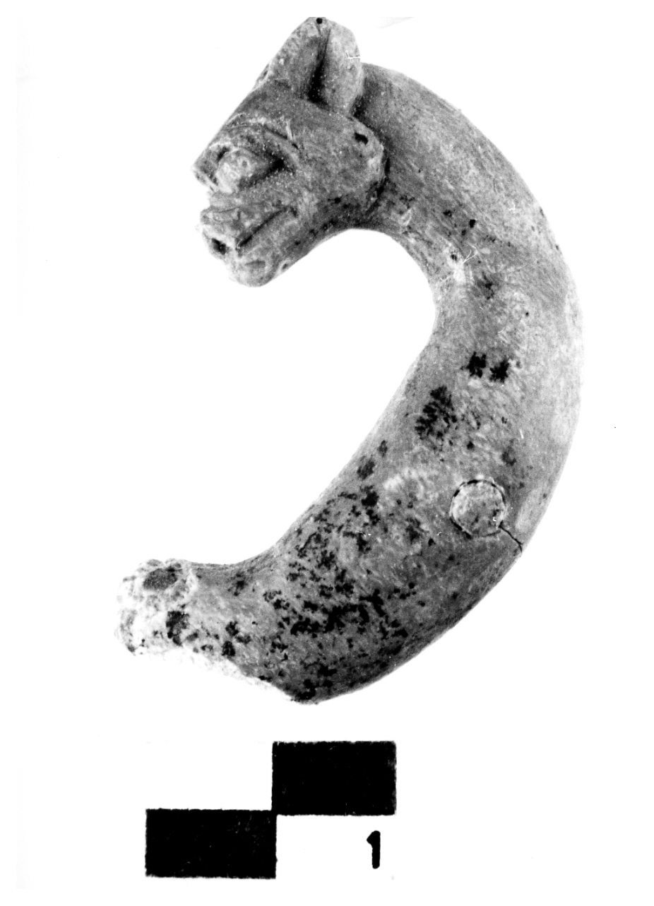 protome delfina (placchetta) - fase Piceno IV A (primo quarto sec. VI a.C)