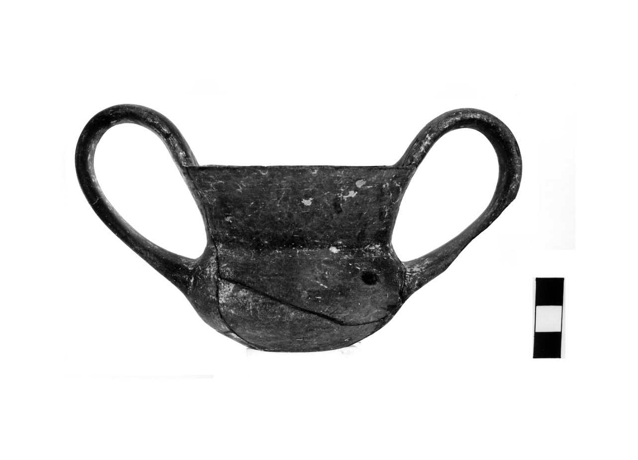 kantharos - fase Piceno IV A (sec. VI a.C)