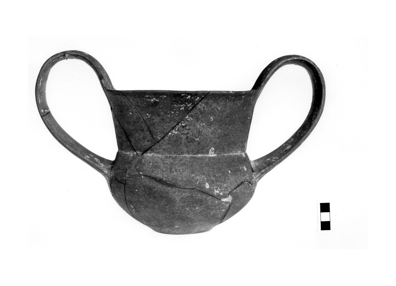 kantharos - fase Piceno IV A (sec. VI a.C)