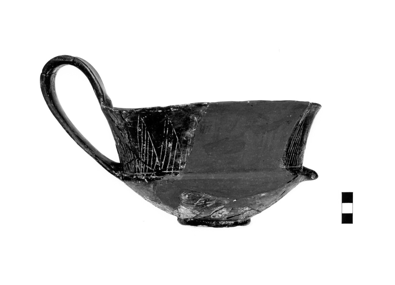 kyathos - fase Piceno IV A (sec. VI a.C)