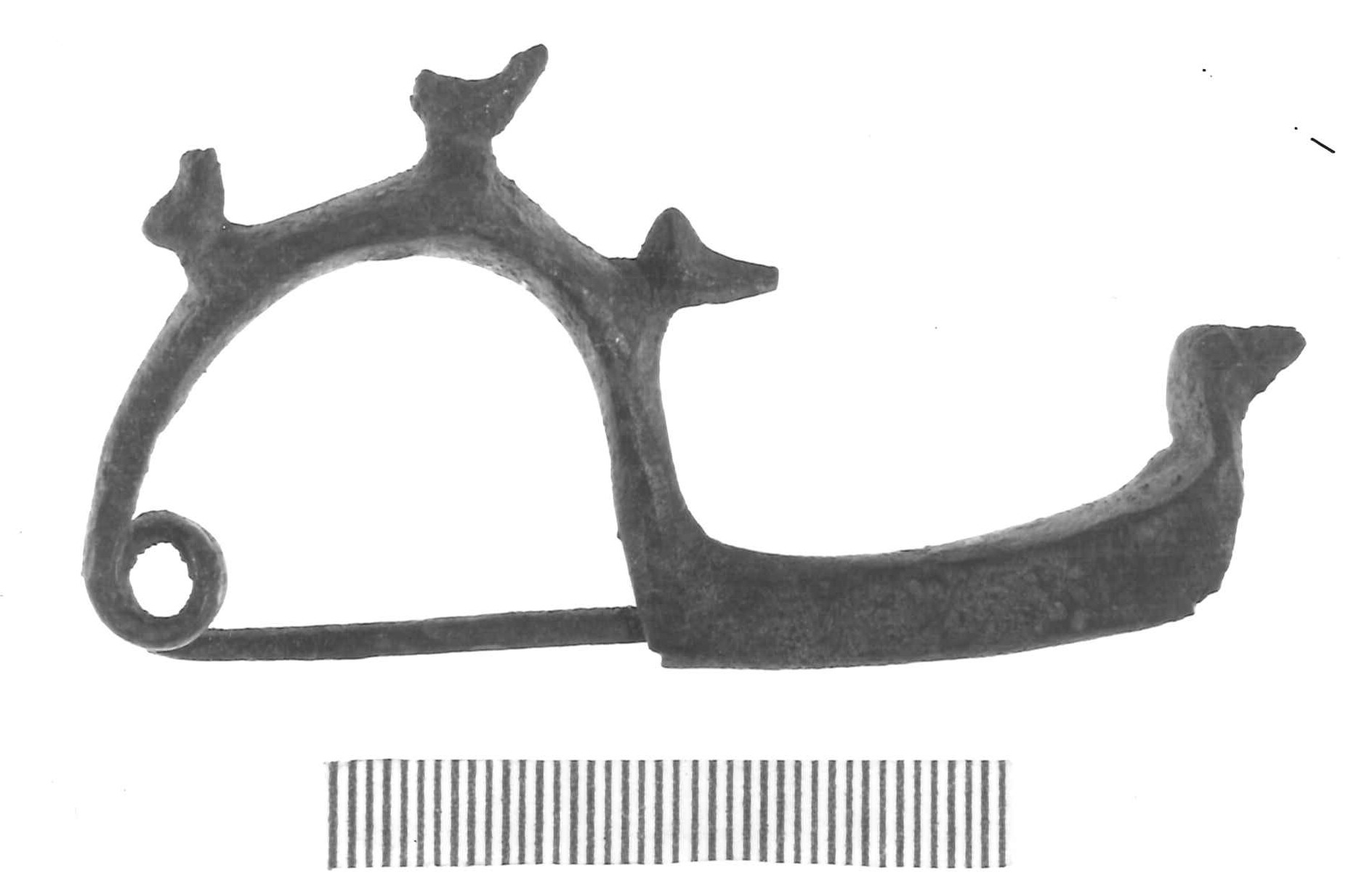 fibula con arco a tre uccellini - Piceno IV A (sec. VI a.C)