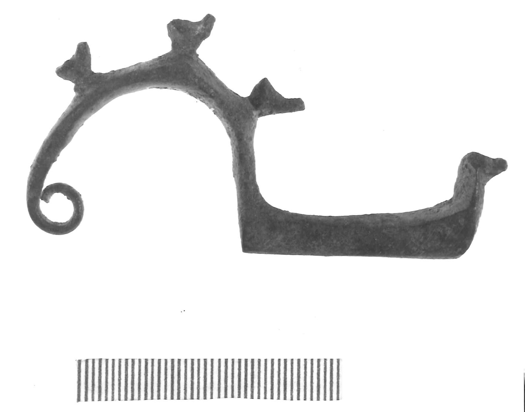 fibula con arco a tre uccellini - Piceno IV A (sec. VI a.C)