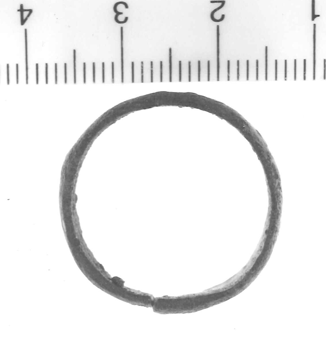 anello digitale a capi accostati - Piceno IV A (sec. VI a.C)