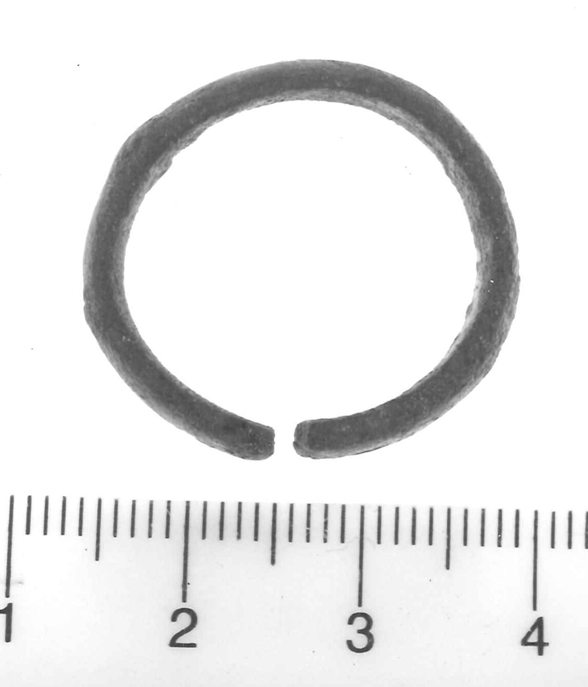 anello digitale a capi accostati - Piceno IV A (sec. VI a.C)