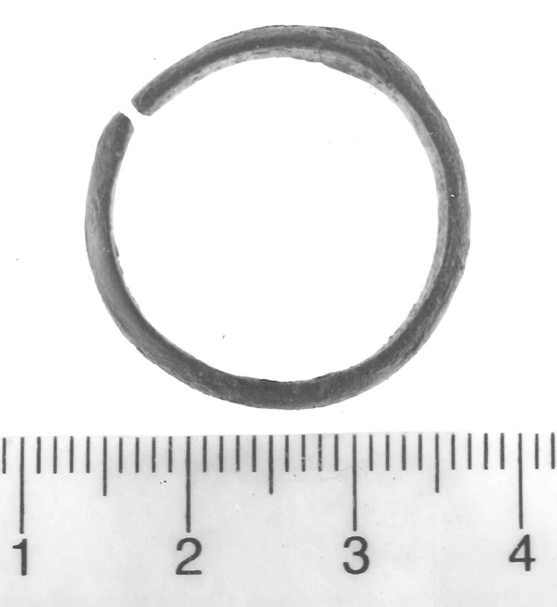 anello digitale a capi accostati - Piceno IV A (sec. VI a.C)