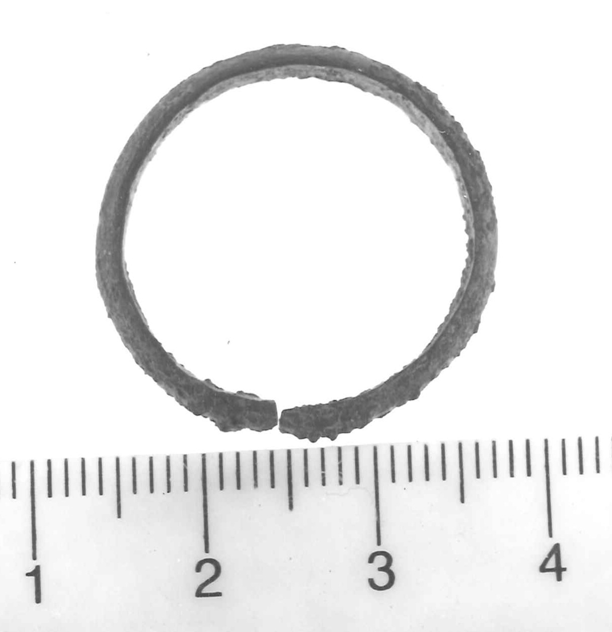 anello digitale a capi accostati - Piceno IV A (sec. VI a.C)