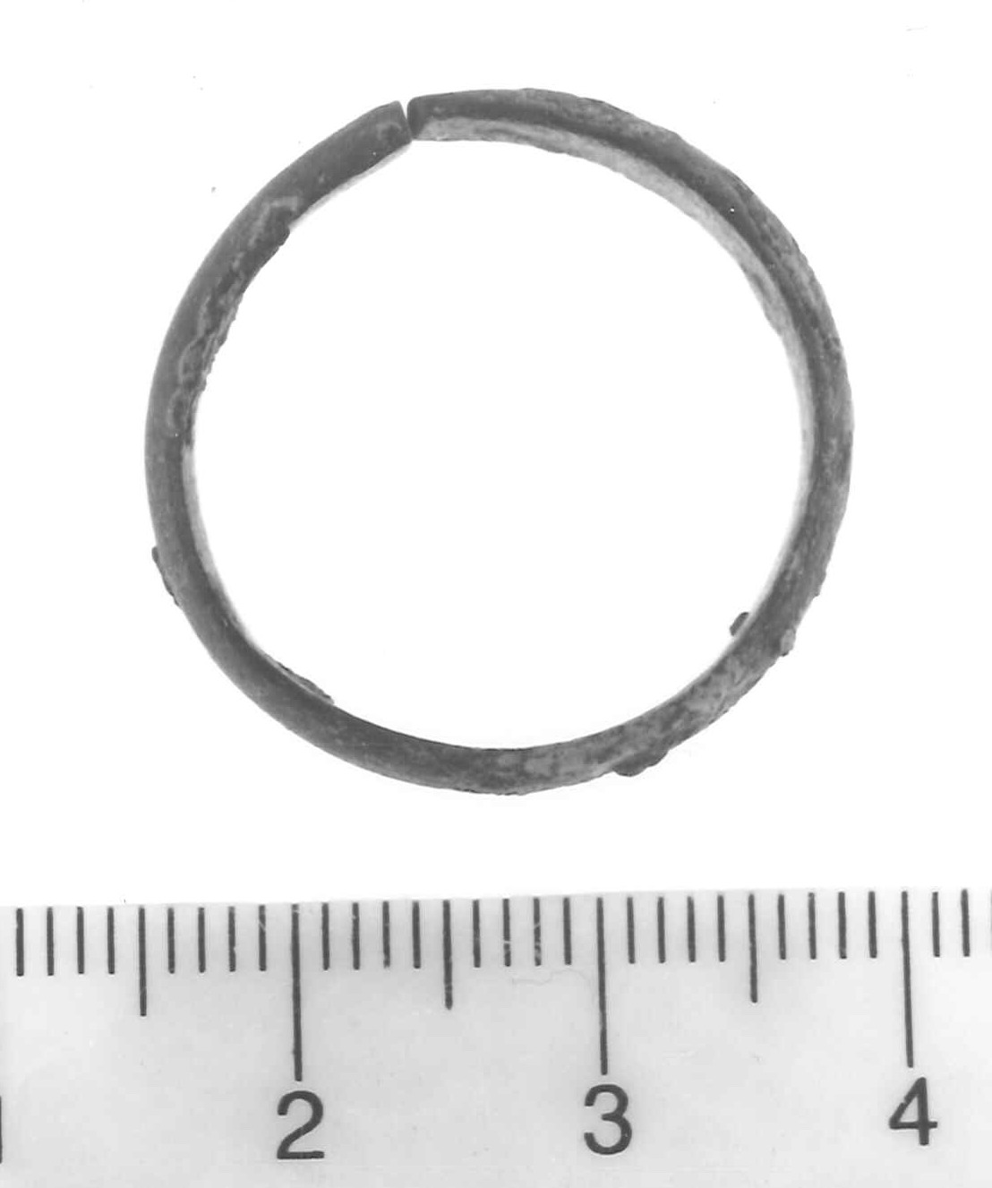 anello digitale a capi accostati - Piceno IV A (sec. VI a.C)