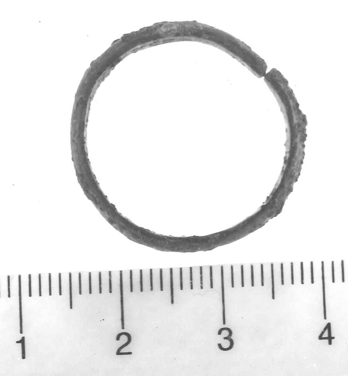 anello digitale a capi accostati - Piceno IV A (sec. VI a.C)