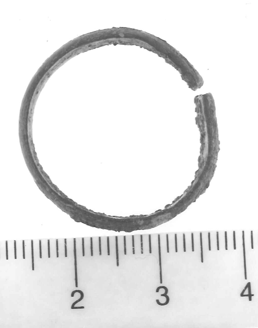 anello digitale a capi accostati - Piceno IV A (sec. VI a.C)