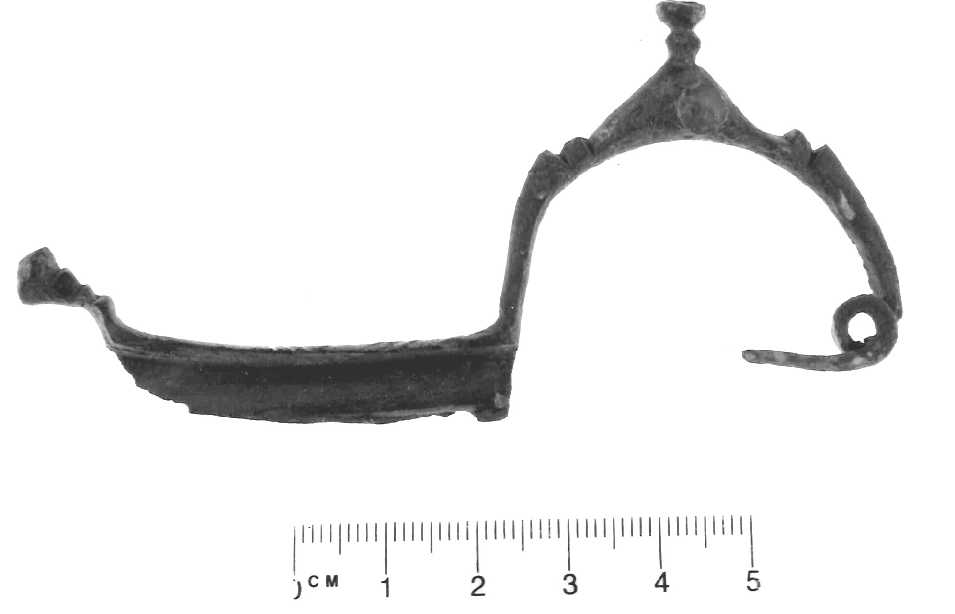 fibula con arco a tre bottoni, tipo "Grottazzolina" - Piceno IV A (sec. VI a.C)