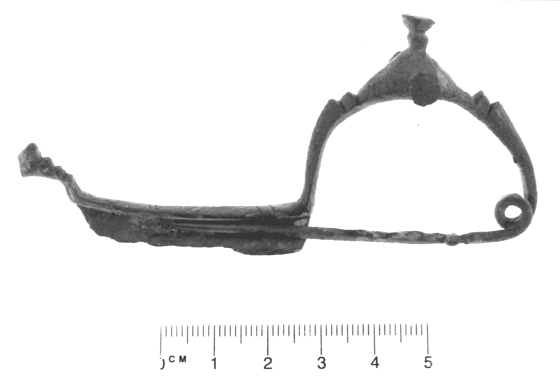 fibula con arco a tre bottoni, tipo "Grottazzolina" - Piceno IV A (sec. VI a.C)