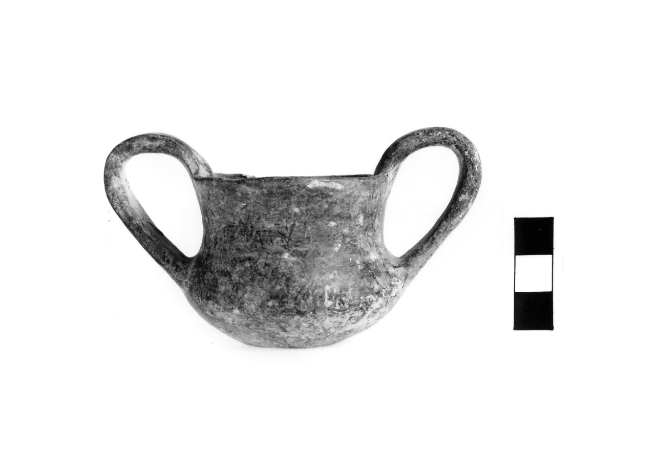 Kantharos miniaturistico - fase Piceno IV A (sec. VI a.C)