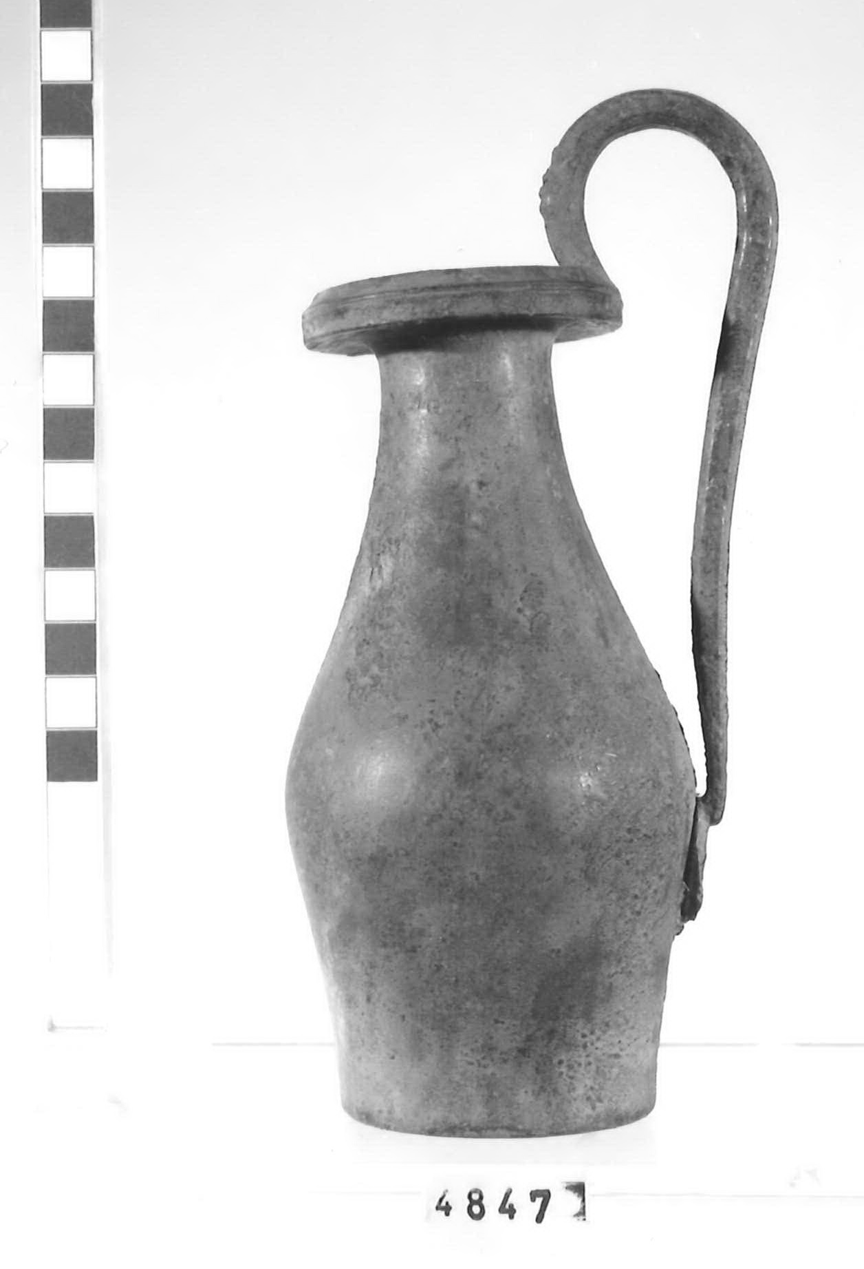 olpe - Piceno V, produzione etrusca (sec. V a.C)