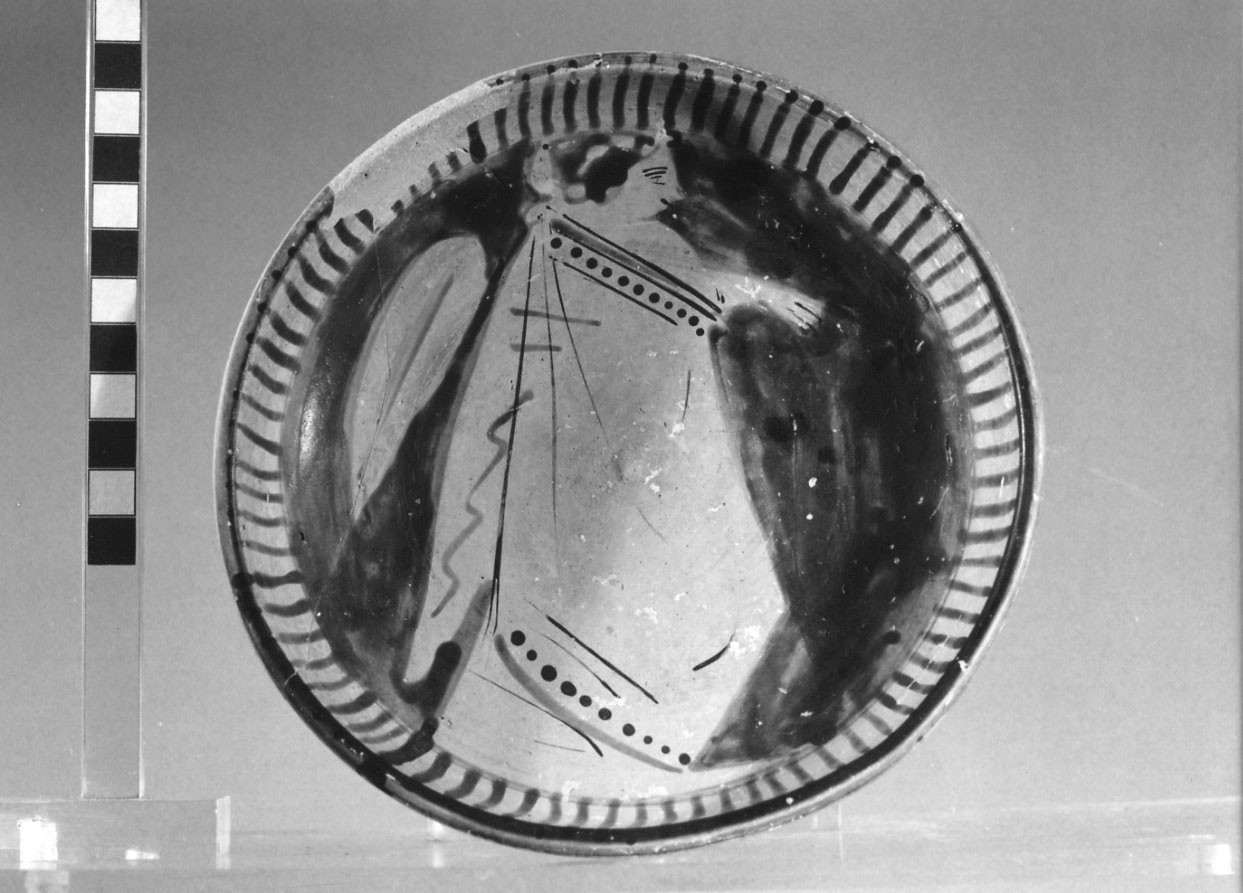 coppa su piede - Piceno VI (fine sec. IV a.C)