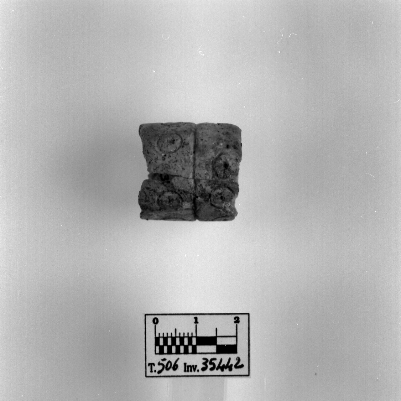 conocchia (elemento di) - fase Piceno VI (seconda metà sec. IV a.C)