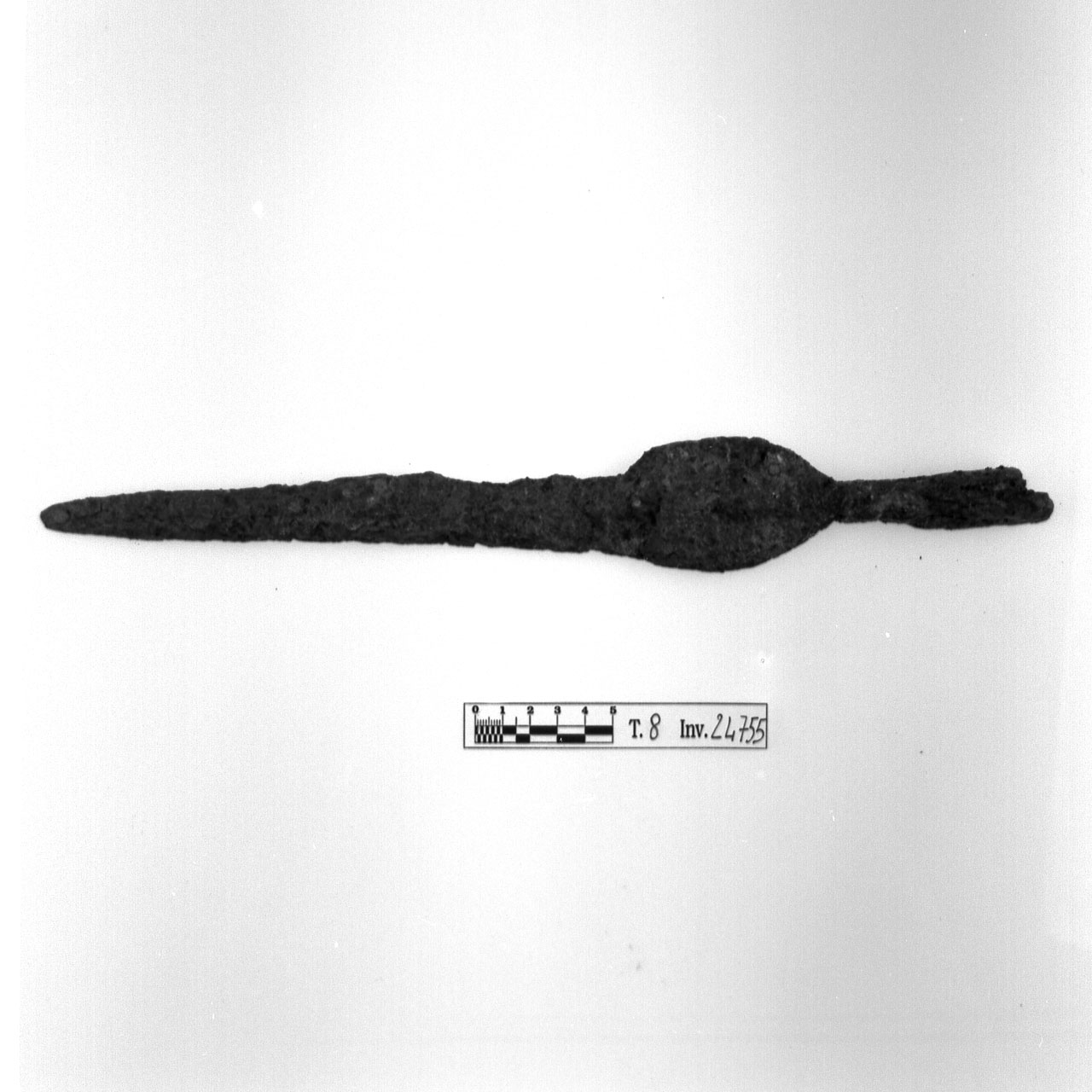 punta di lancia - fase Piceno VI (seconda metà sec. IV a.C)