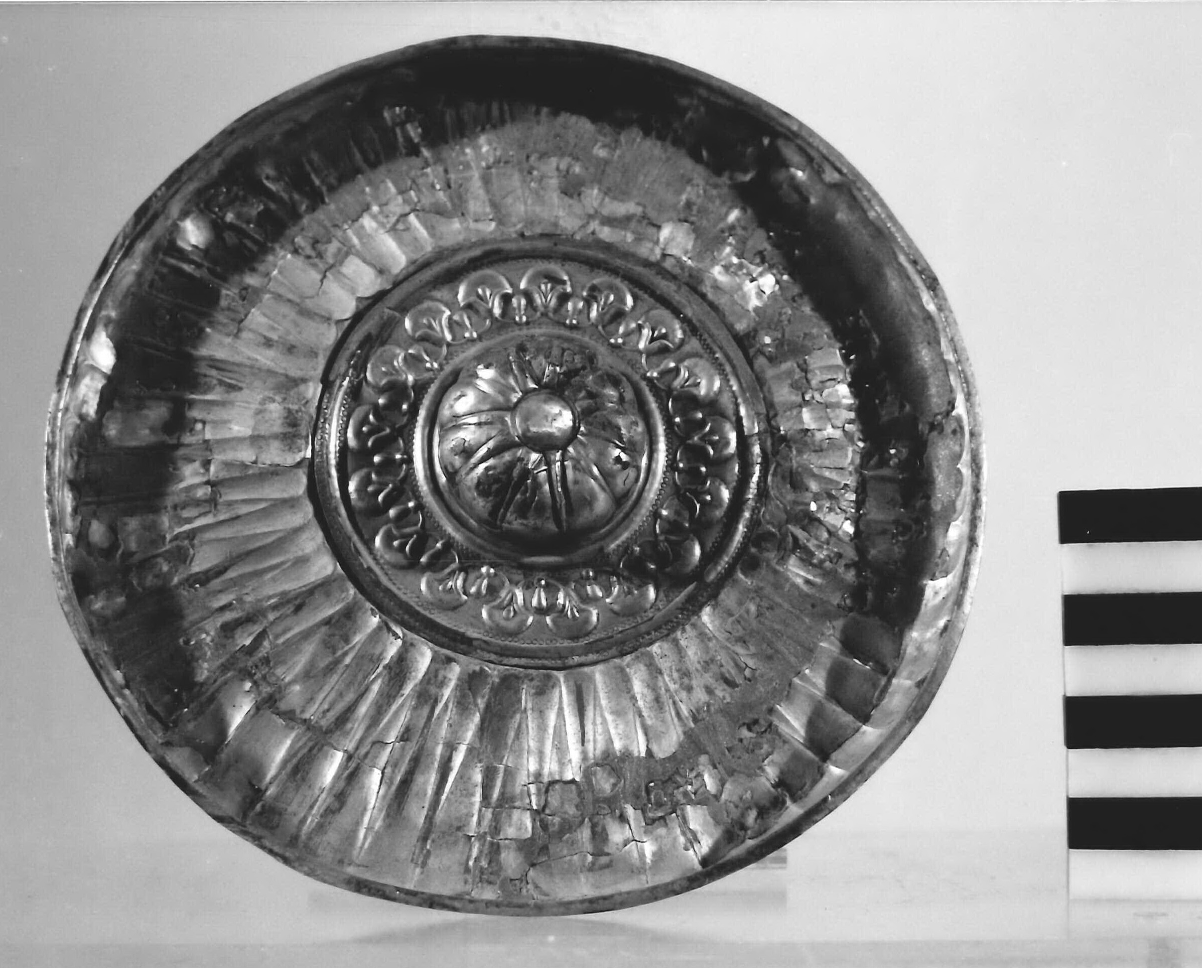 patera (sec. IV a.C)