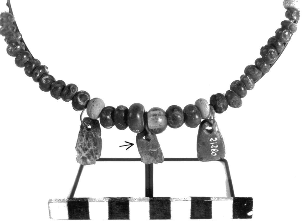 pendente - fase Piceno II (sec. VIII a.C)