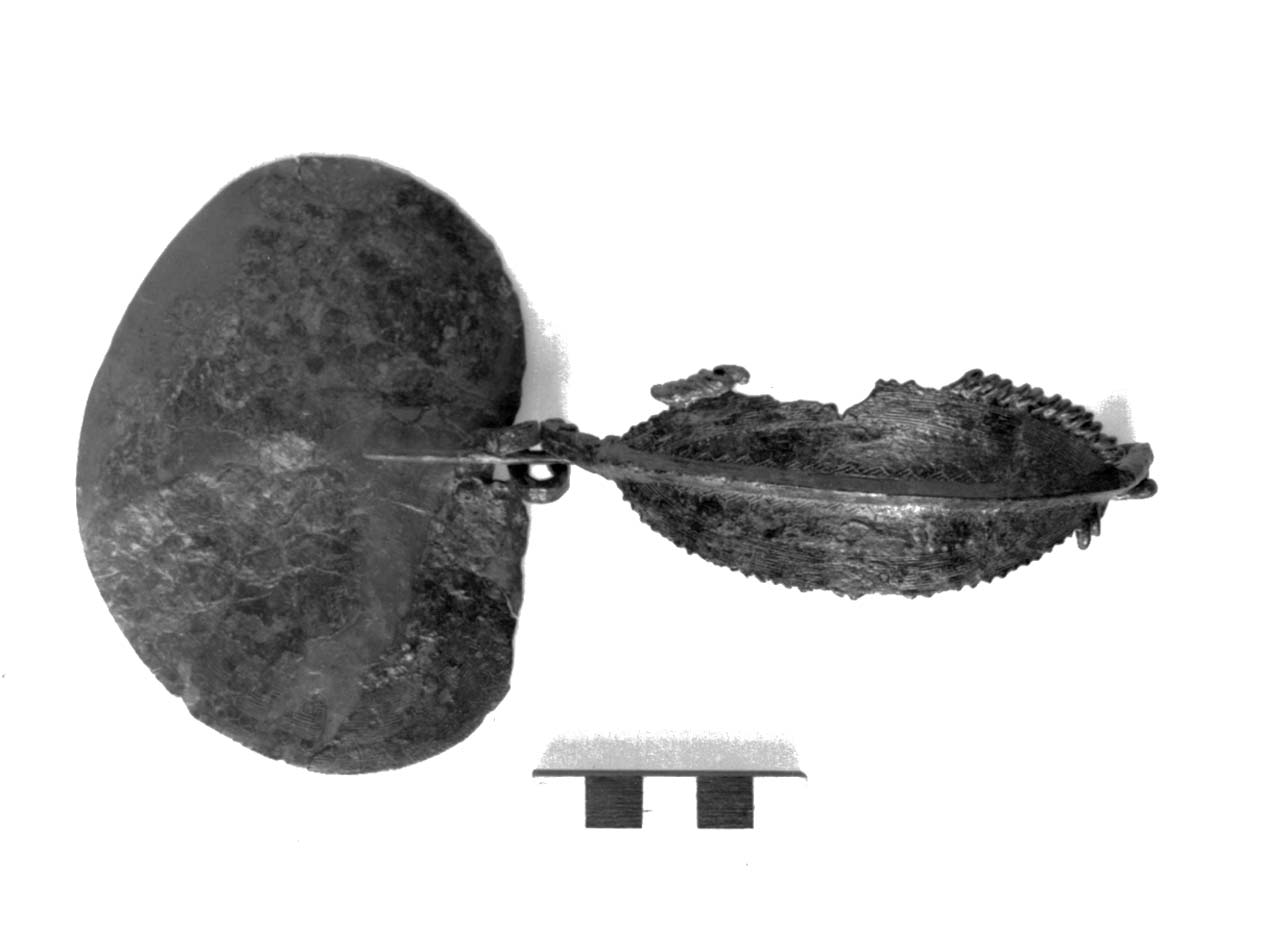 fibula ad arco foliato, Sundwall CI d c3 - fase Piceno II (sec. VIII a.C)