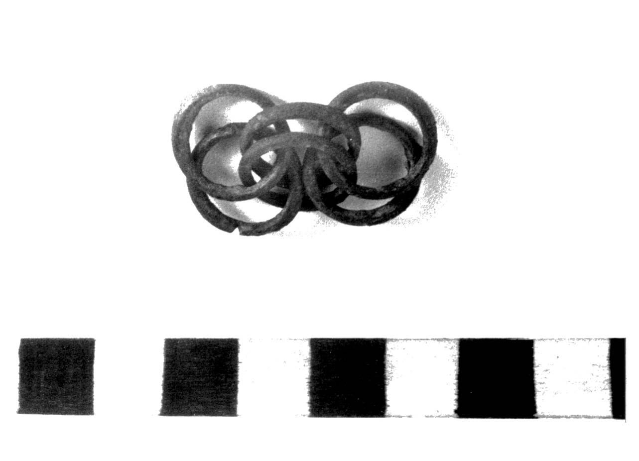 catenella - civiltà villanoviana-fase II (seconda metà sec. VIII a.C)