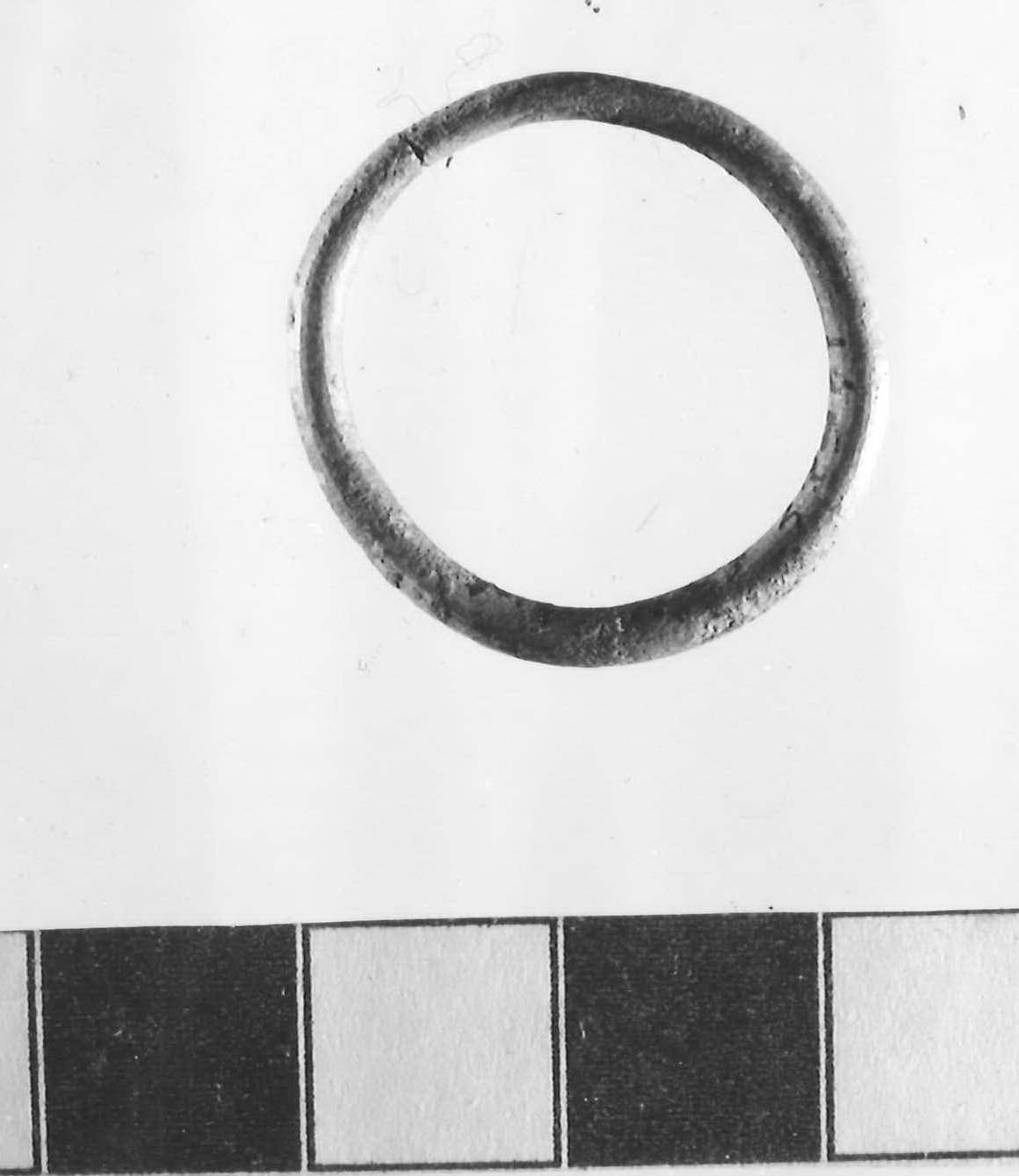 anello digitale - Piceno III (inizio secc. VII-VI a.C)