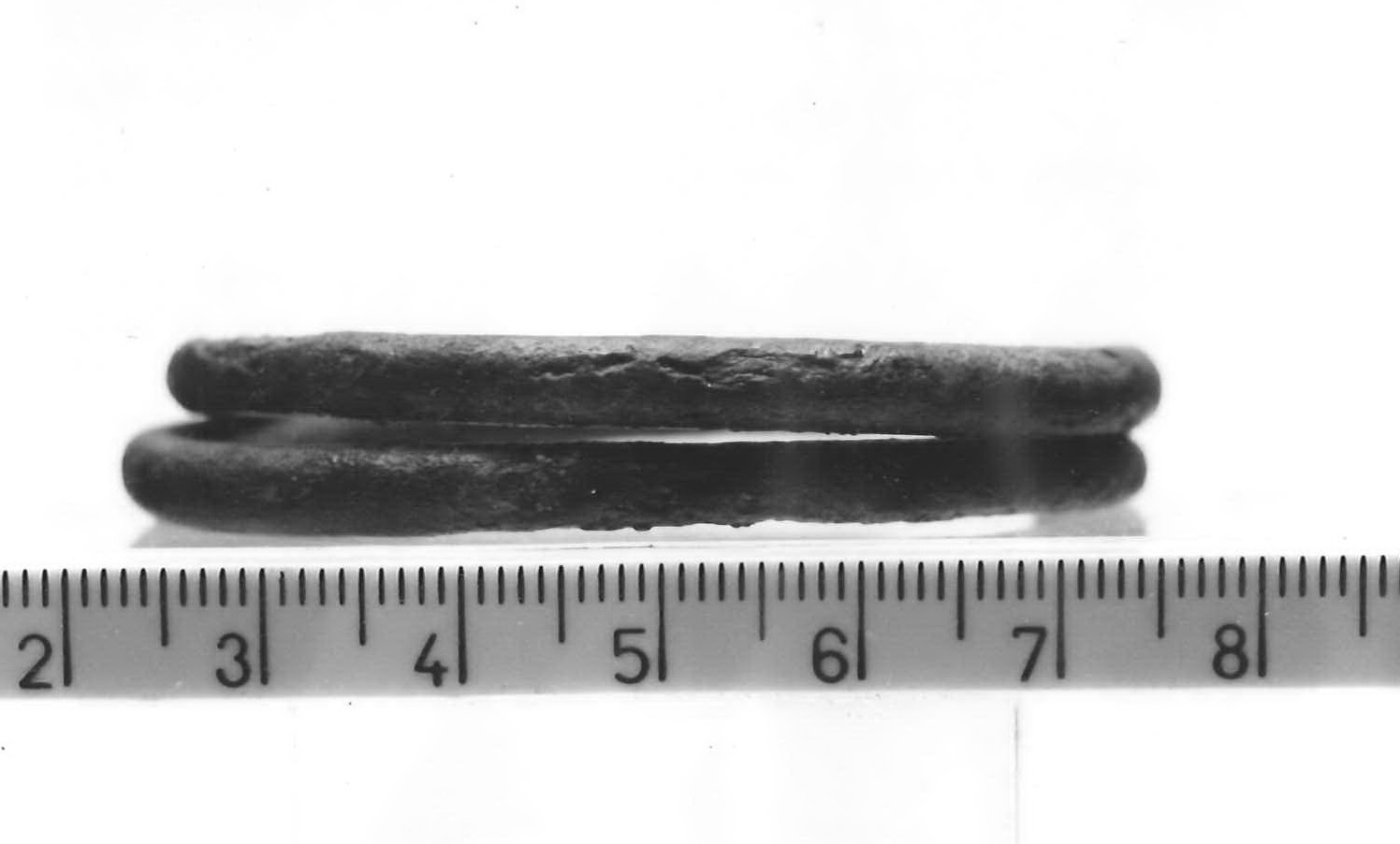 armilla a capi sovrapposti - Piceno III (sec. VII a.C)