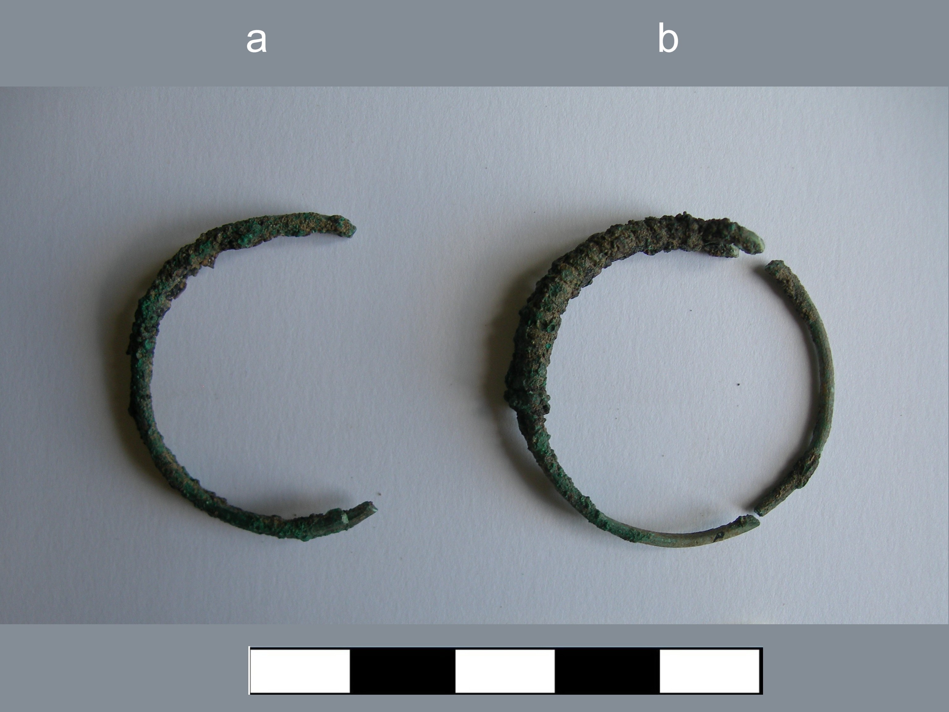 orecchino - piceno II (sec. VIII a.C)