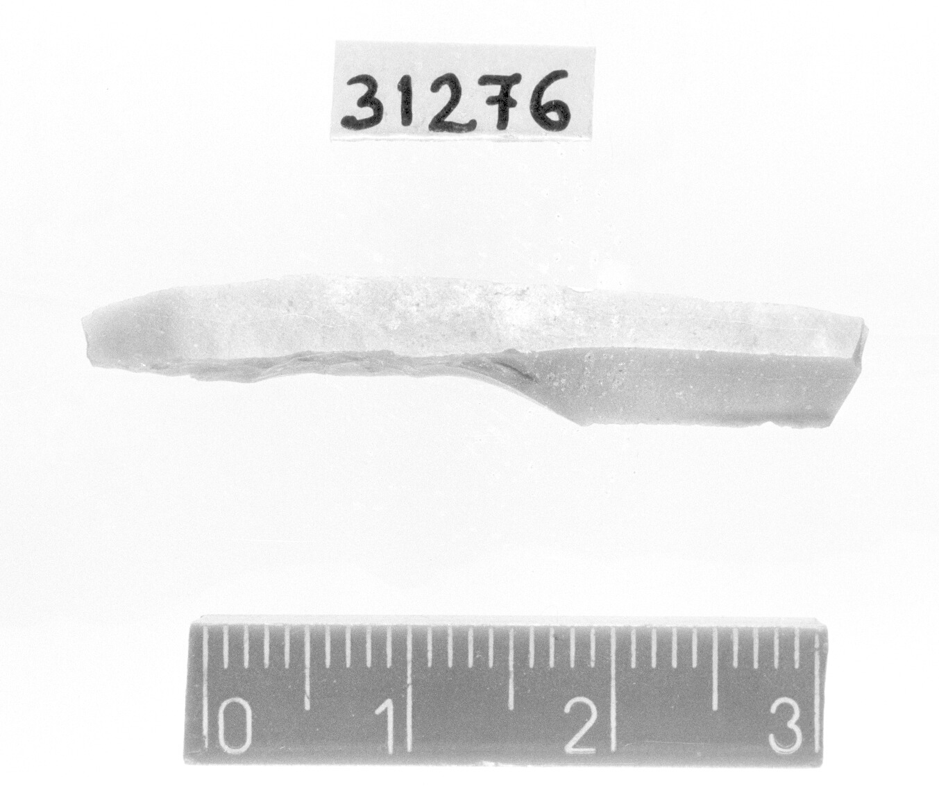 lama a cran distale/ frammento - Gravettiano (Paleolitico superiore)