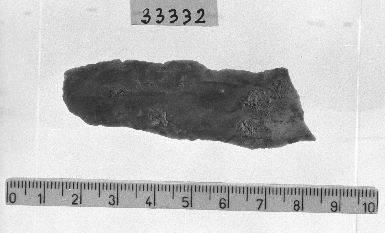 lama-raschiatoio inframarginale - Epigravettiano (Paleolitico superiore)