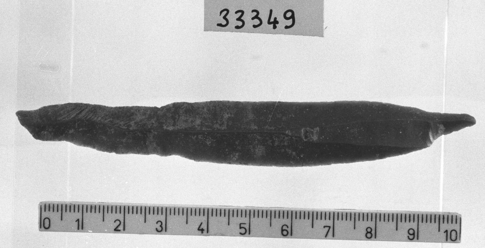 punta a ritocco marginale distale sinistro - Epigravettiano (Paleolitico superiore)