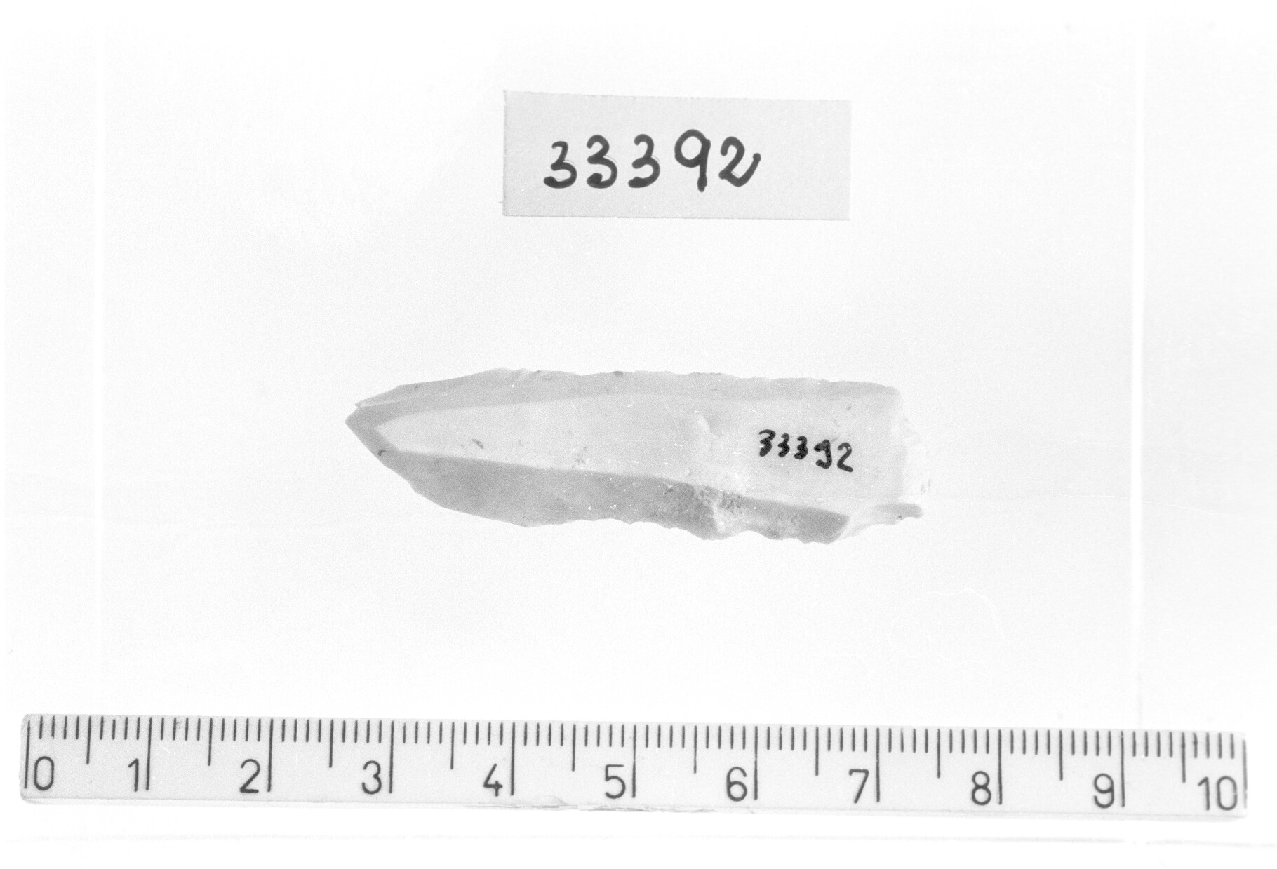 bulino semplice ad uno stacco laterale distale - Epigravettiano (Paleolitico superiore)