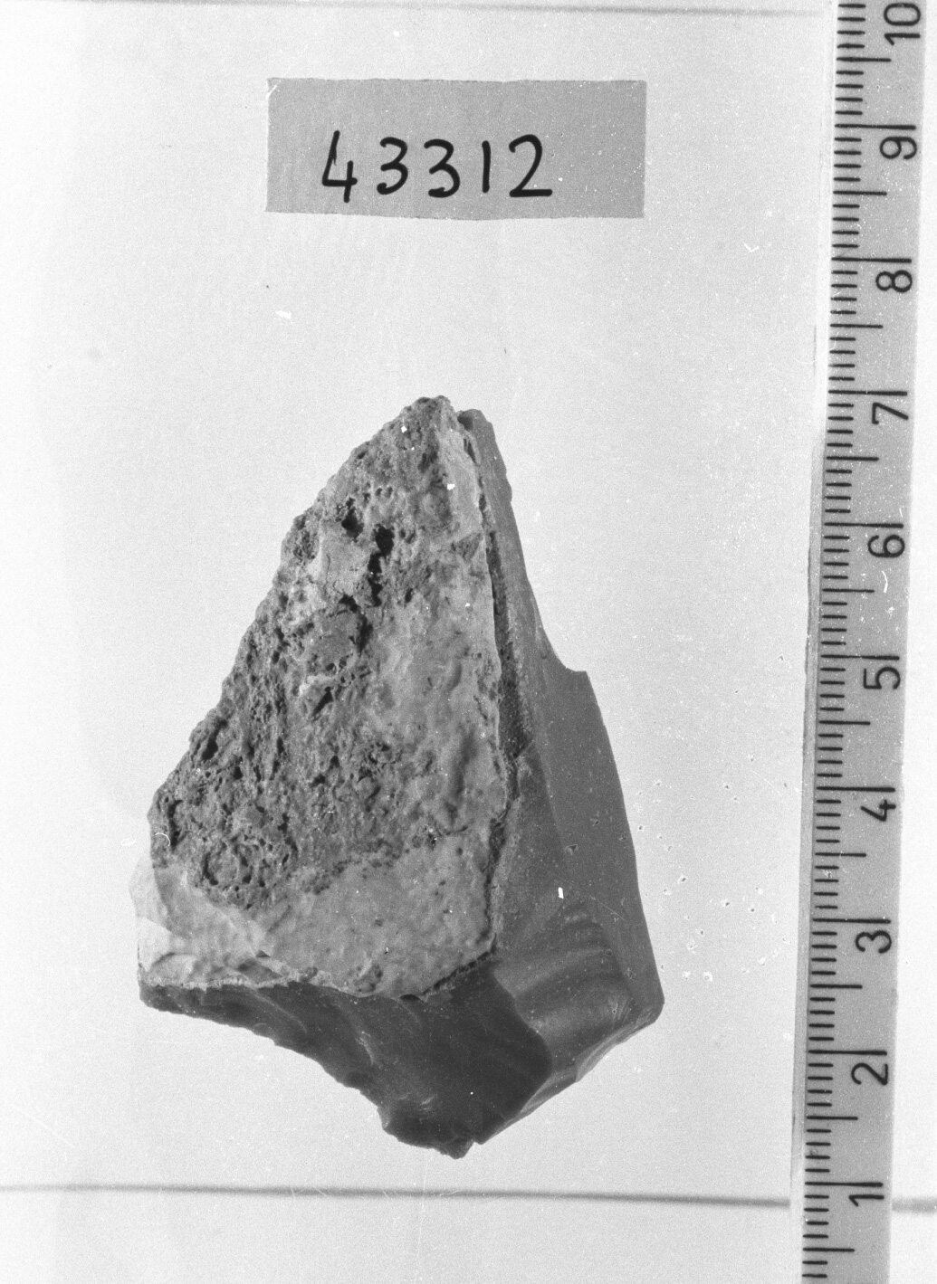 bulino a stacco laterale su ritocco trasversale - Gravettiano (Paleolitico superiore)