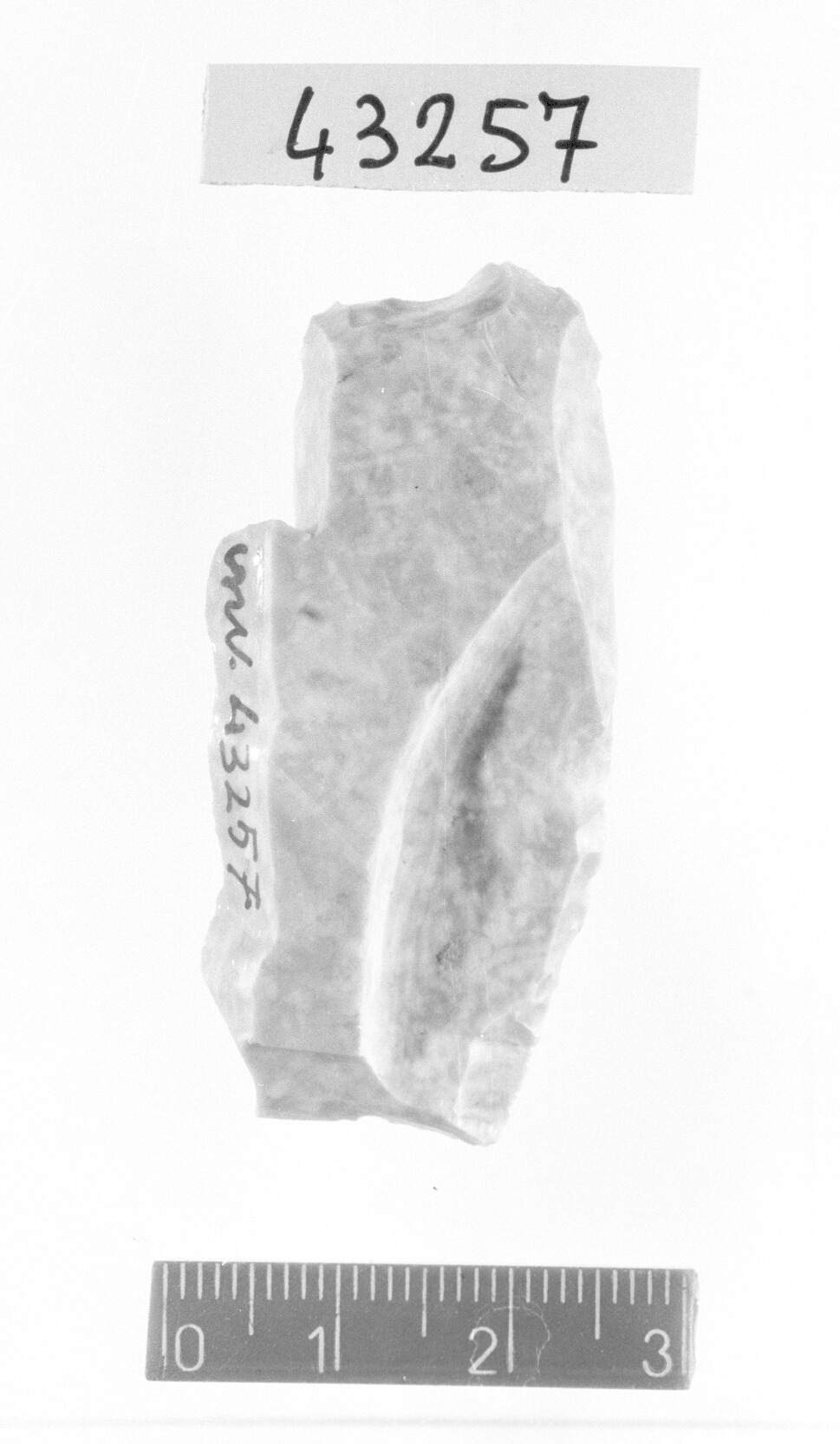 bulino a stacco laterale su ritocco trasversale - Gravettiano (Paleolitico superiore)