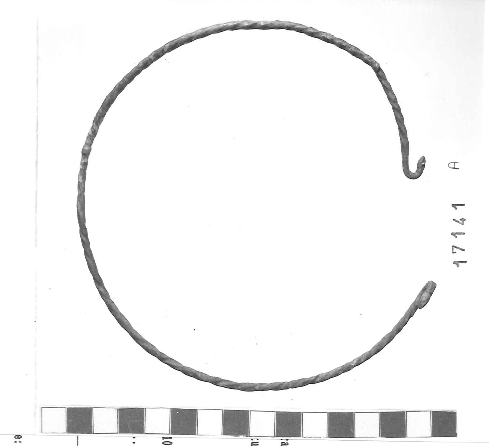 torques - Piceno IV A (sec. VI a.C)