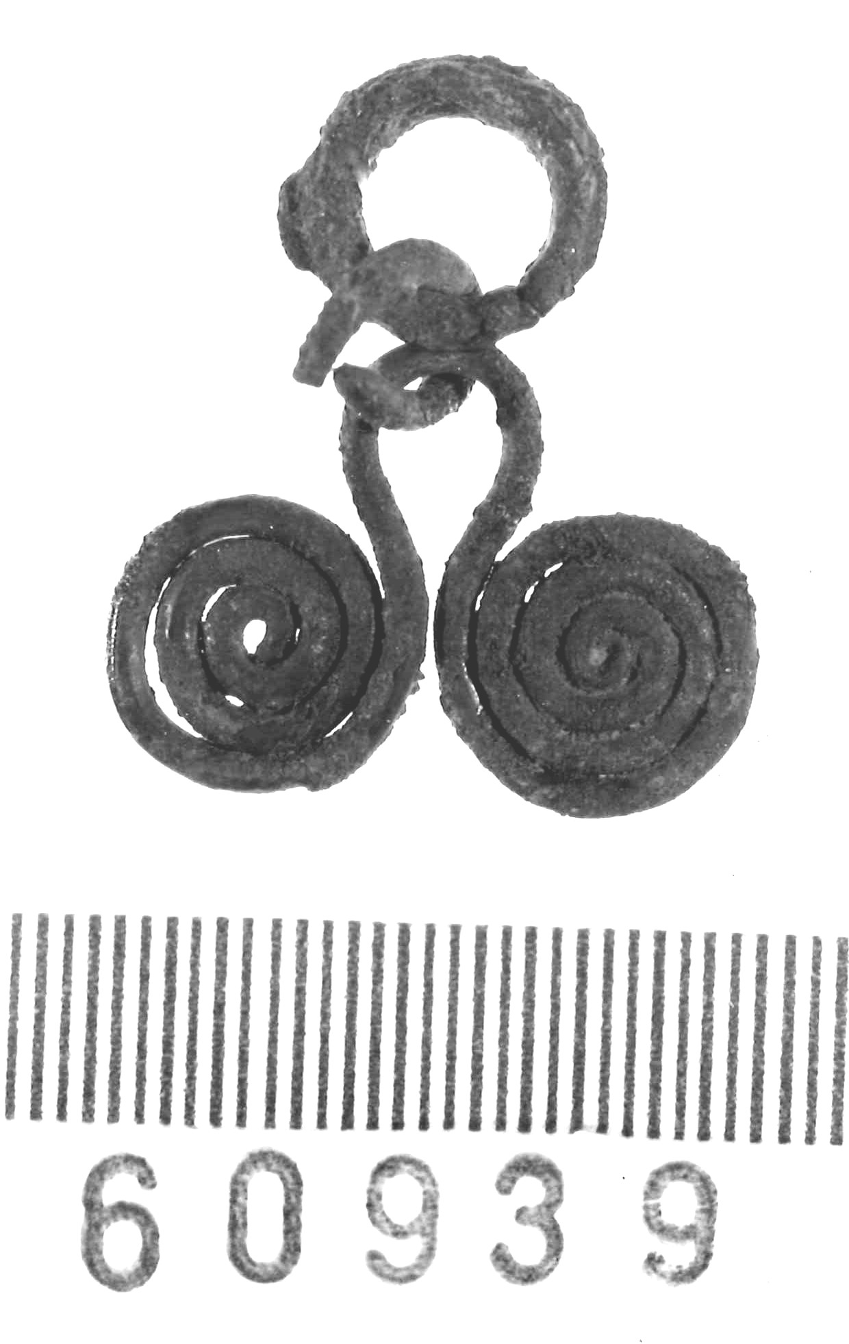 pendaglio ad occhiali - Piceno IV A (sec. VI a.C)