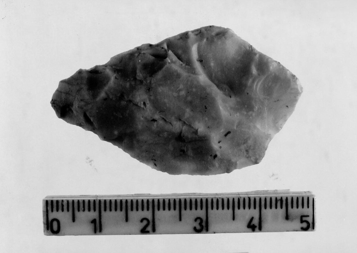 punta foliata romboidale (Subneolitico)
