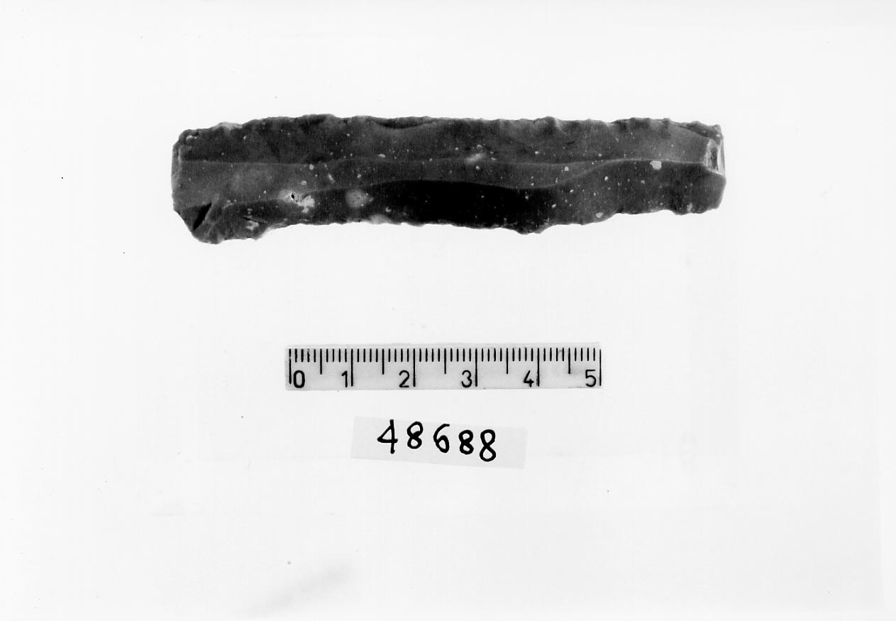 lama-raschiatoio profondo/ frammento (Subneolitico)