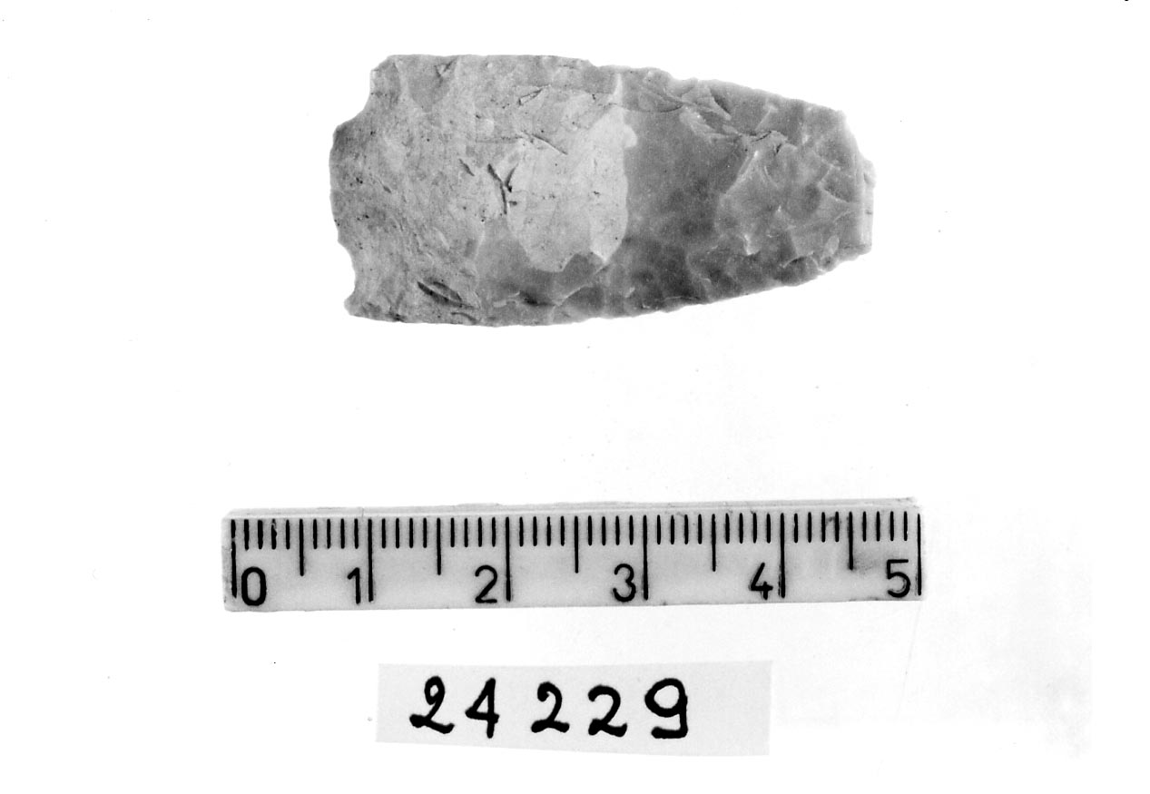 punta foliata peduncolata (Subneolitico)