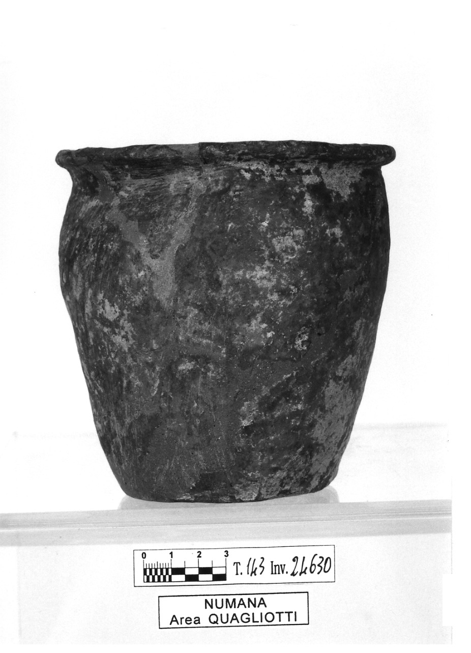 olletta a corpo troncoconico - fase Piceno IV B (secondo quarto sec. V a.C)