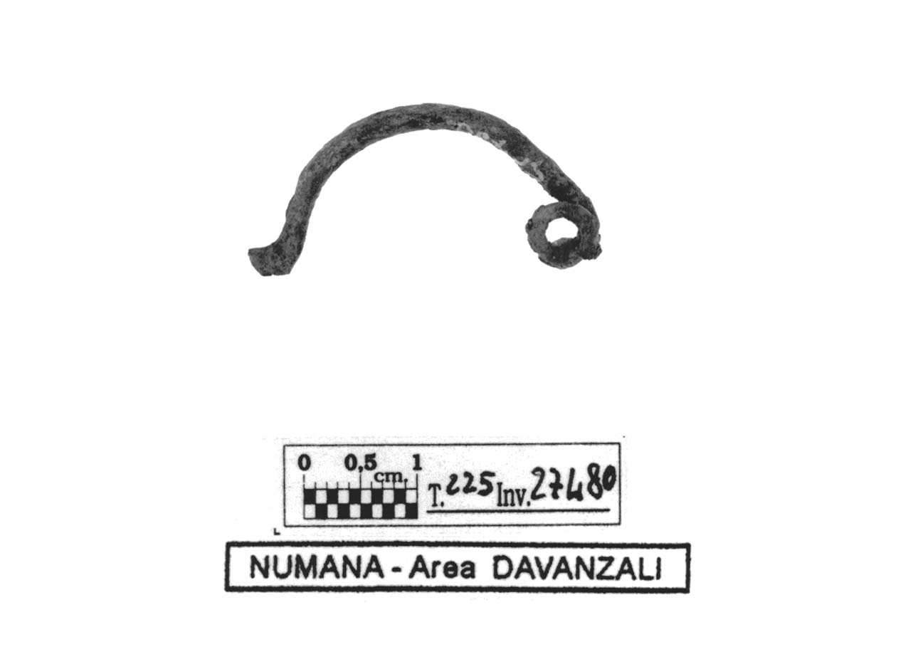 fibula tipo Certosa - fase Piceno IV B (primo quarto sec. V a.C)