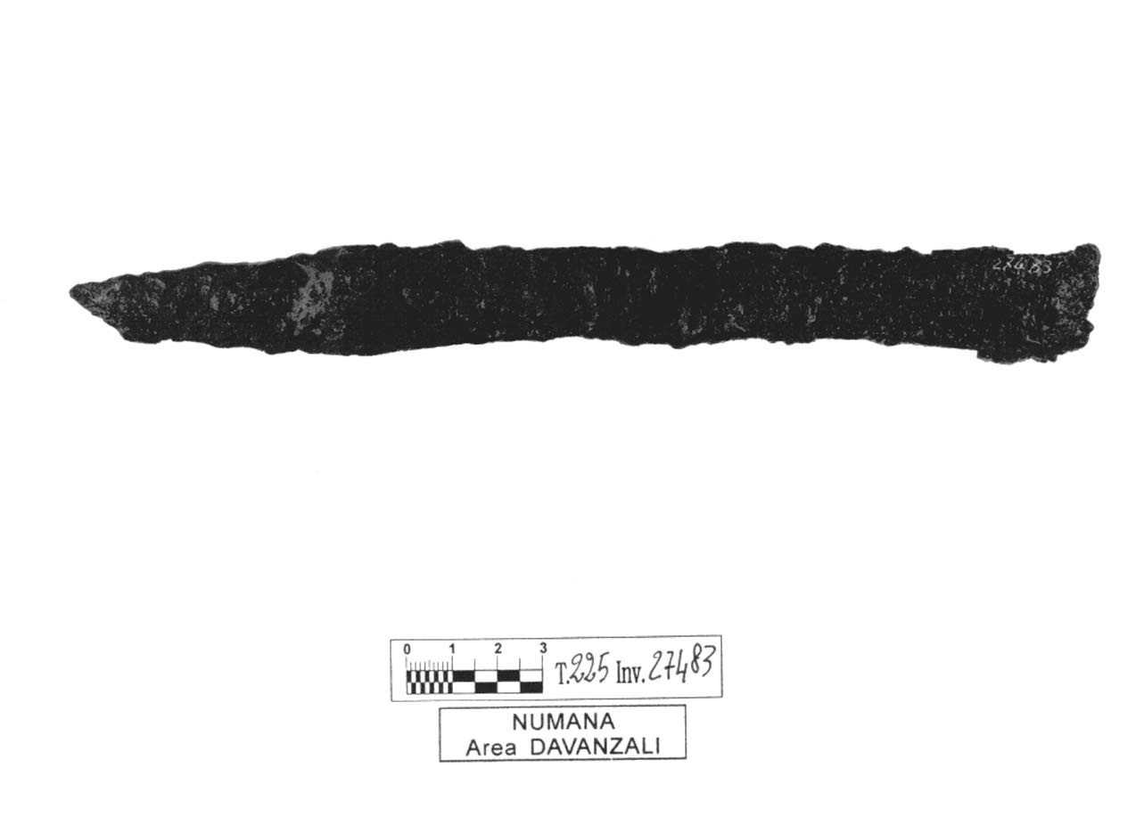 coltello a codolo - fase Piceno IV B (primo quarto sec. V a.C)