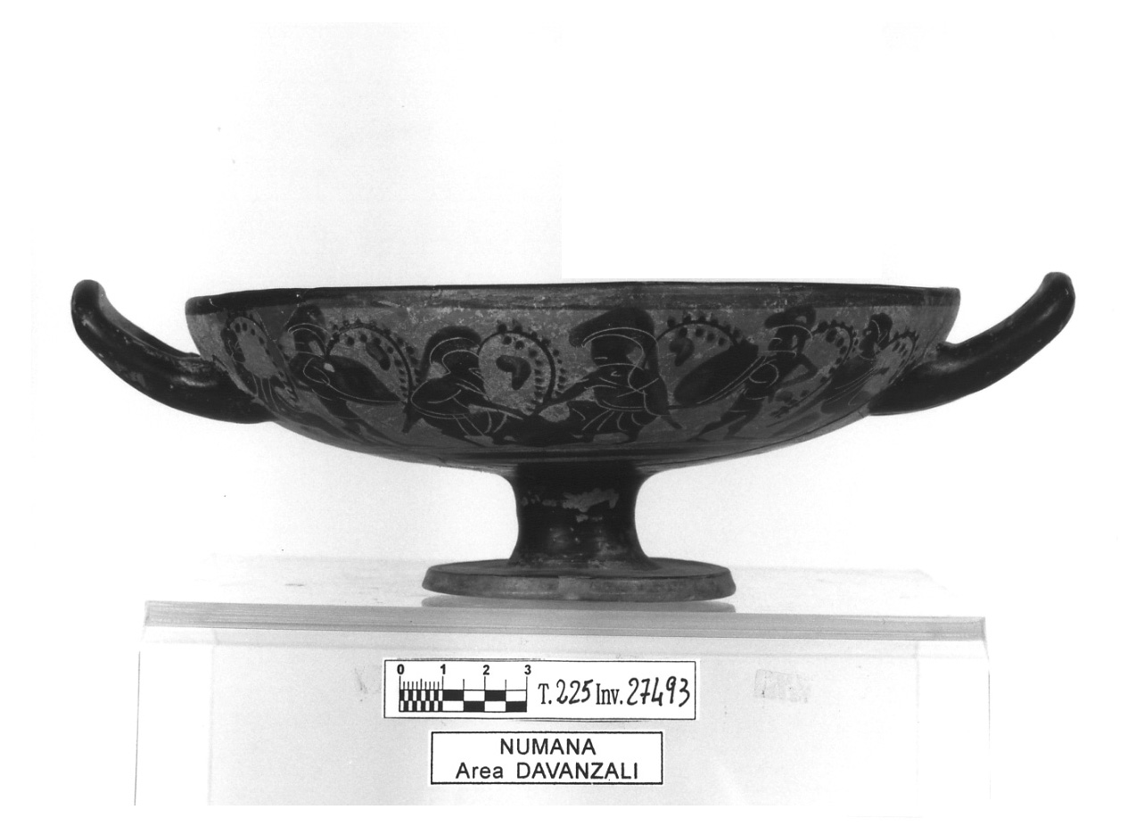 kylix di Pittore di Caylus - produzione attica (primo quarto sec. V a.C)