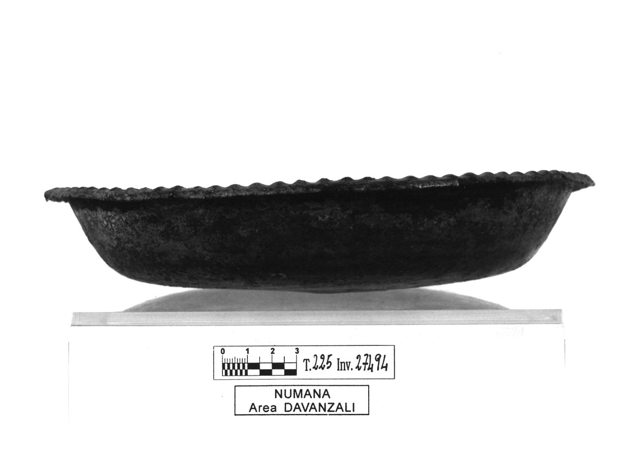 bacile ad orlo perlato - fase Piceno IV B (primo quarto sec. V a.C)