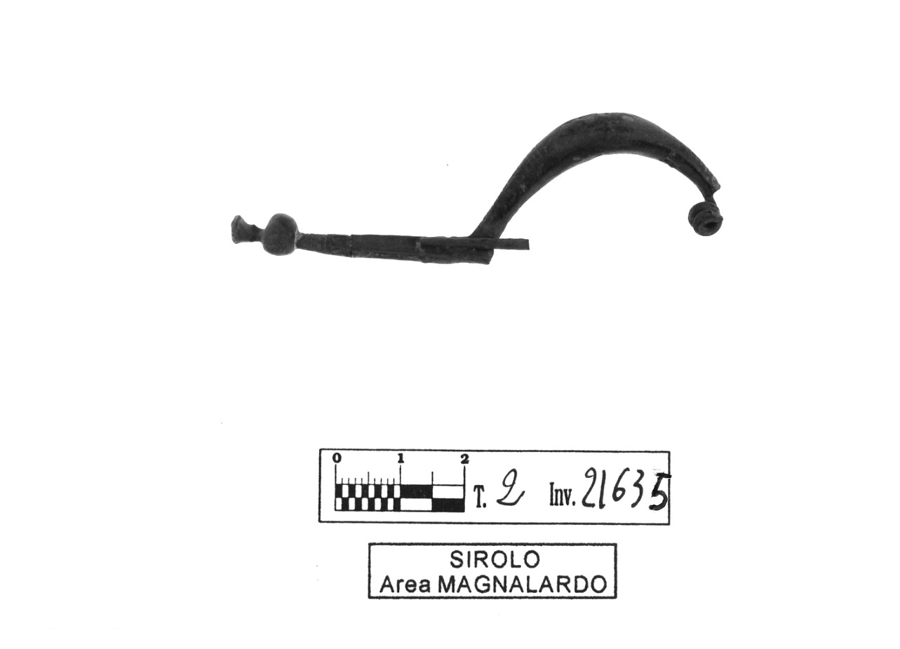 fibula a sanguisuga - fase Piceno IV B (fine/ inizio secc. VI-V a.C)