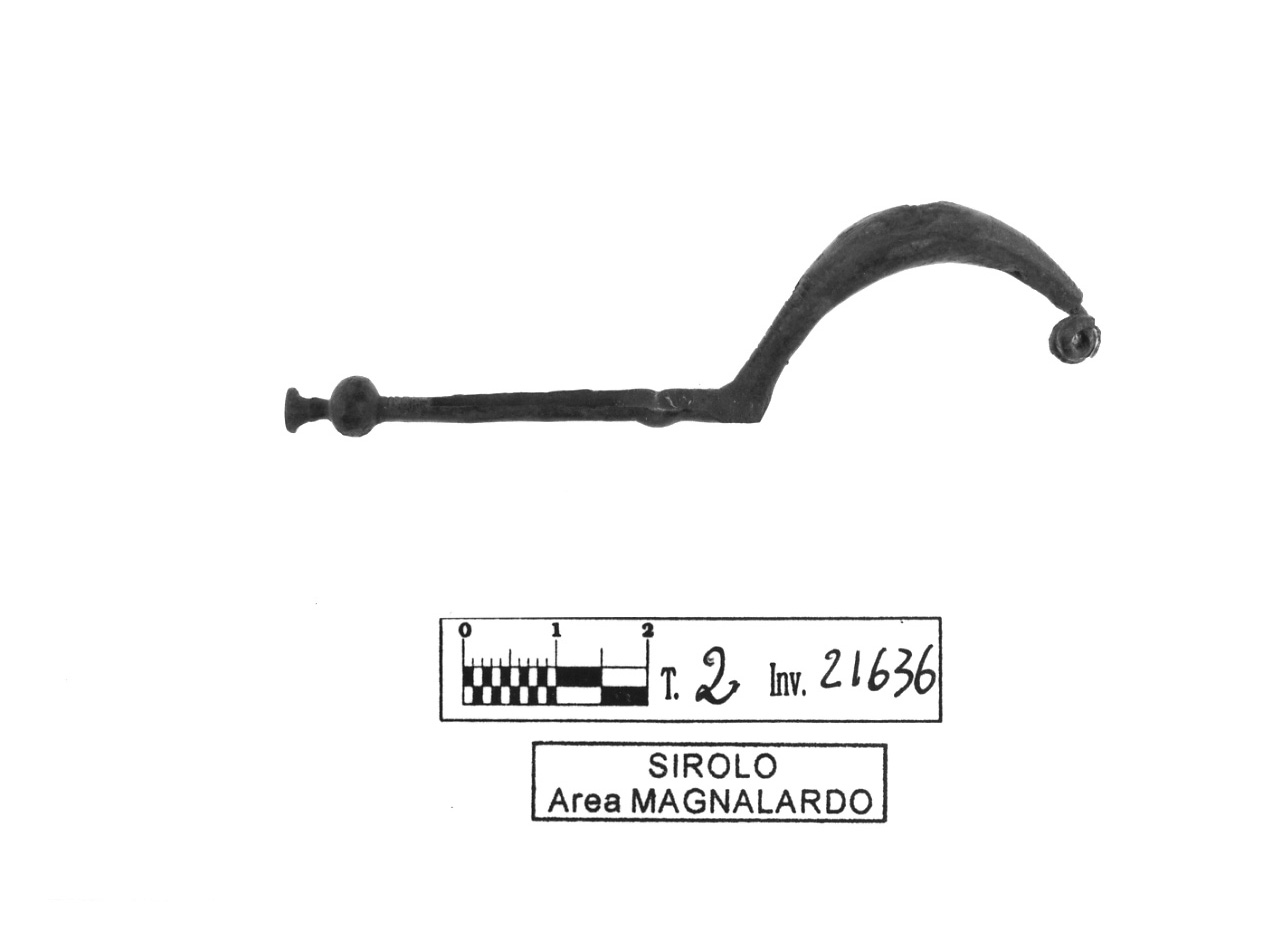 fibula a sanguisuga - fase Piceno IV B (fine/ inizio secc. VI-V a.C)