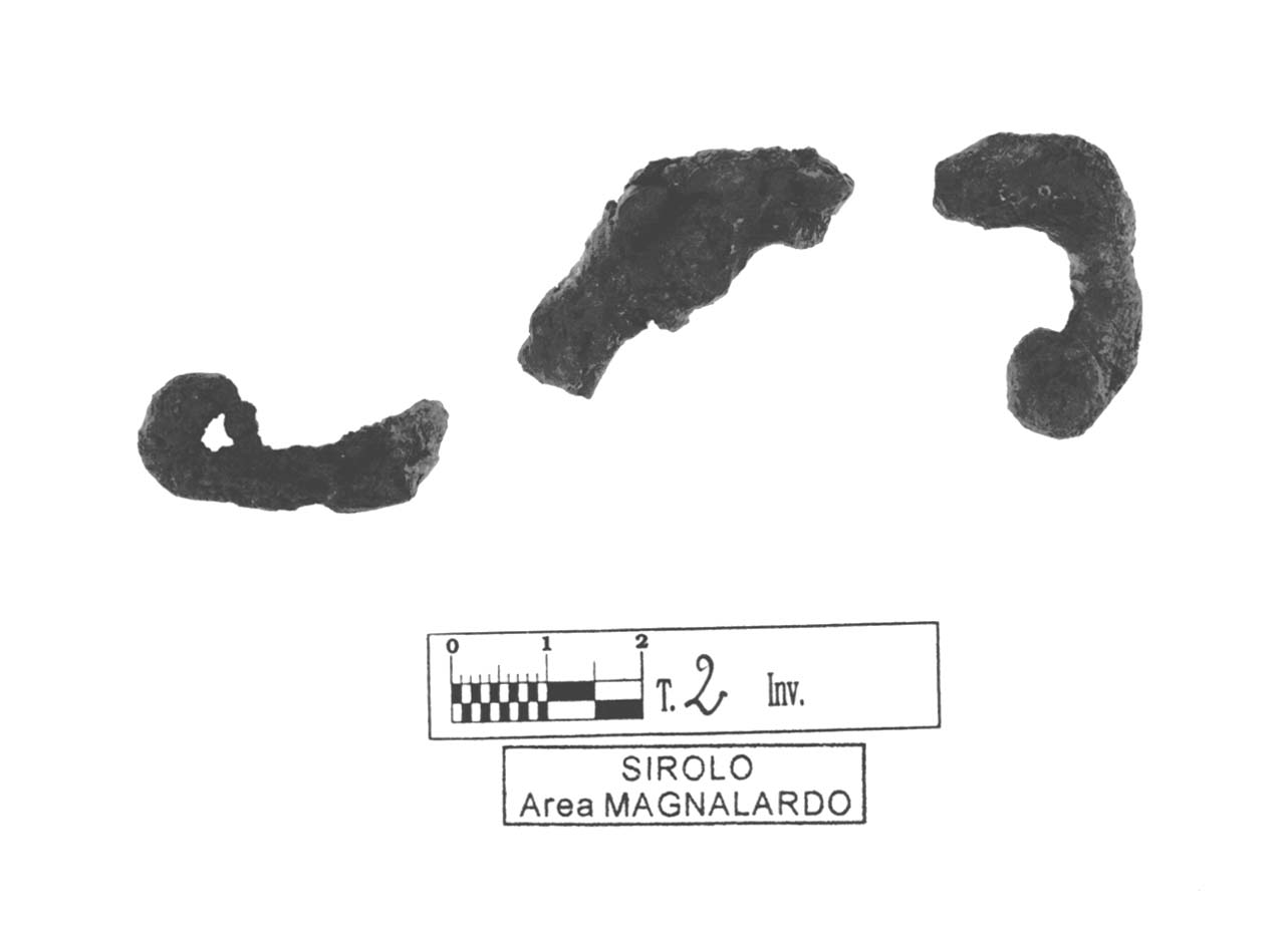 fibula ad arco serpeggiante - fase Piceno IV B (fine/ inizio secc. VI-V a.C)